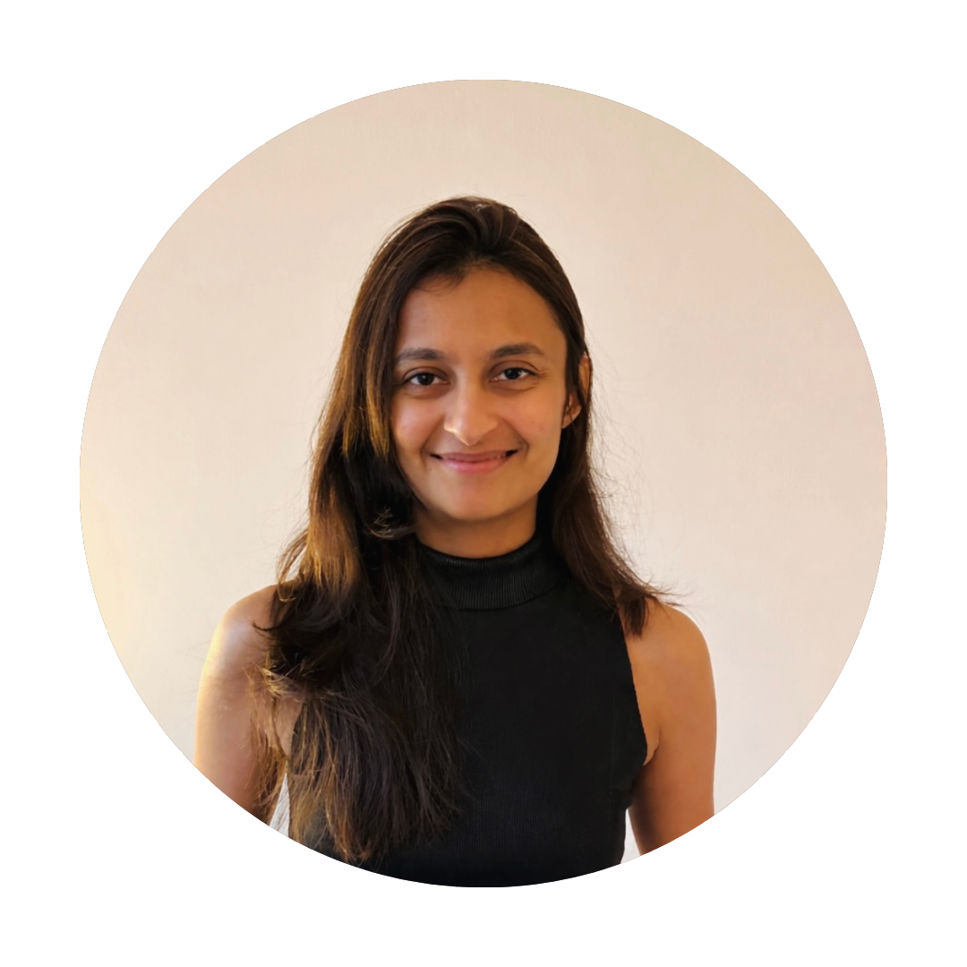 Headshot of Maulee Sheth in circle frame, with pinkish white background.
